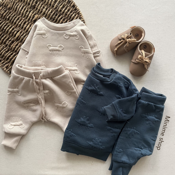 8187F6B1-EAAF-42F9-A12B-F1096E8AE5B1