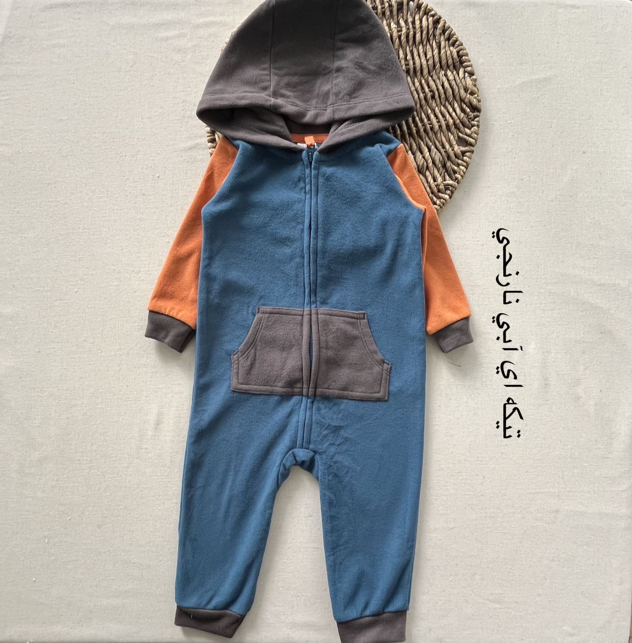 DD983DA4-9E03-41A3-96A7-ABE9E5EA8E6F