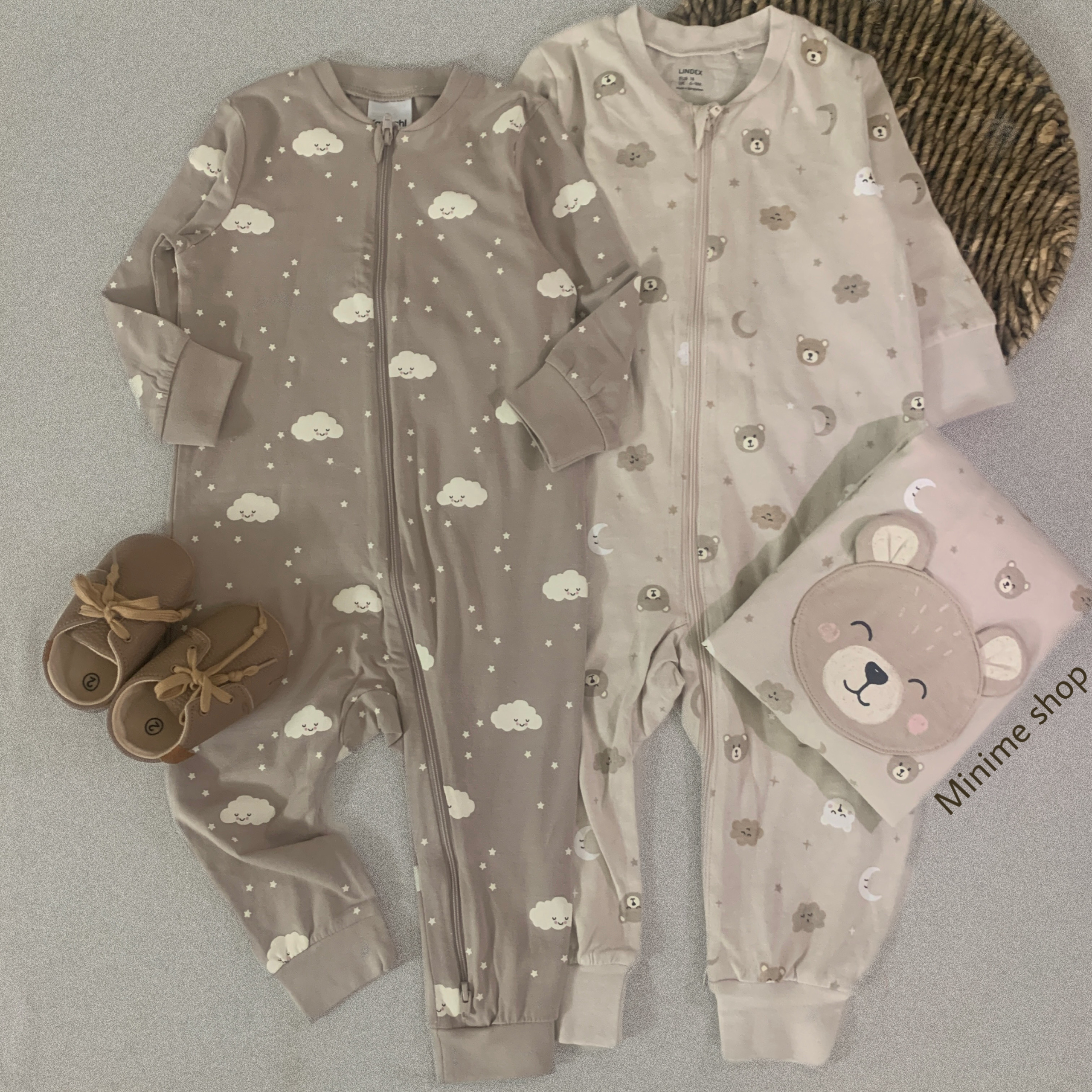 284A41C1-FDF0-49F1-B95A-90F25AAE45B8